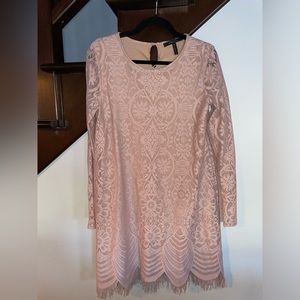 BCBG MAXAZRIA pink lace dress size small lace  BEAUTIFUL